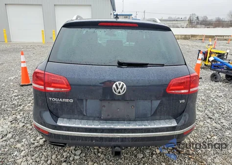 2016 Volkswagen Touareg Sport from USA, damaged, VIN WVGEF9BP5GD001484